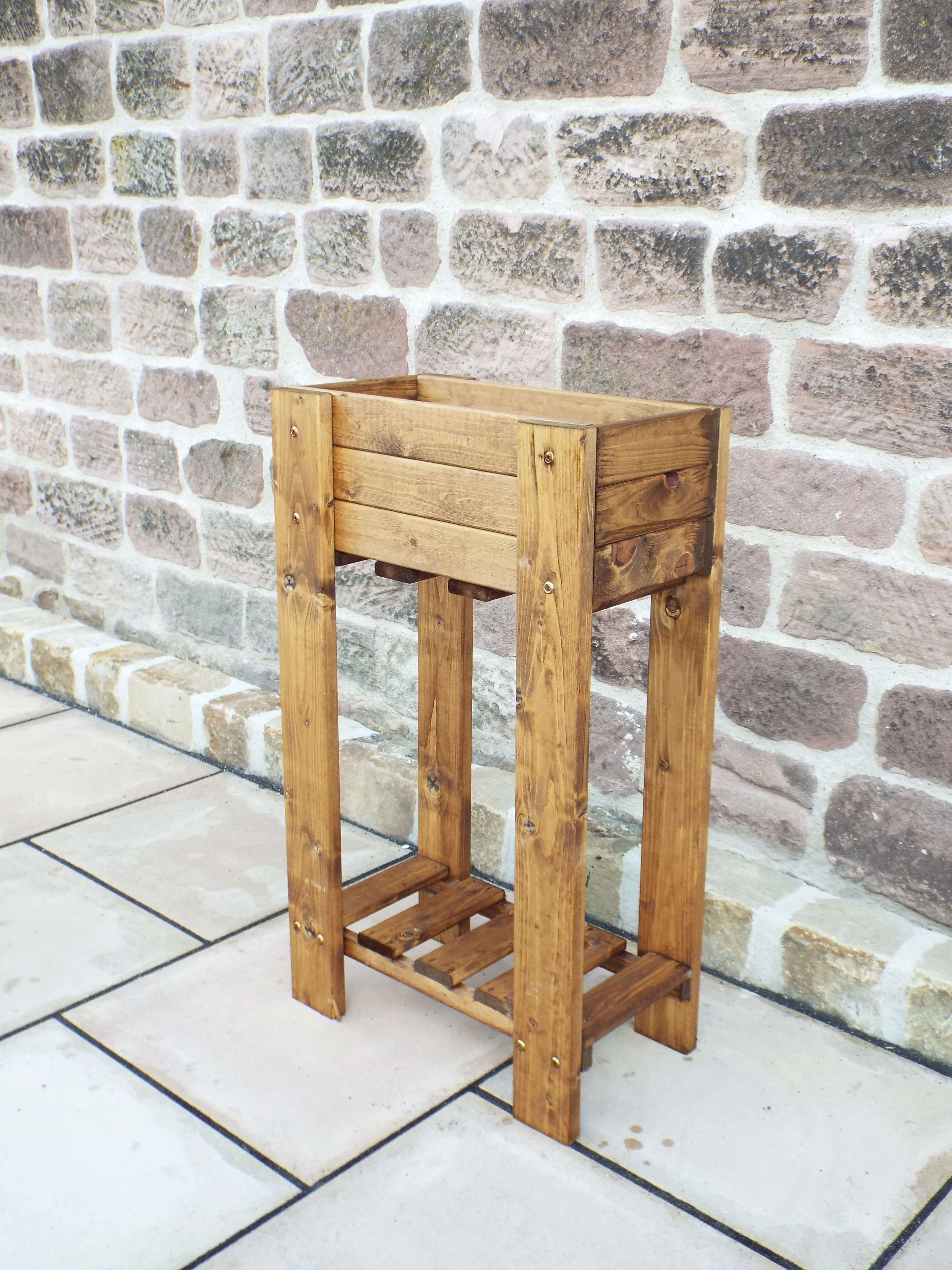 HB218 - Regular Chesterfield Raised Planting Trug - Image 4