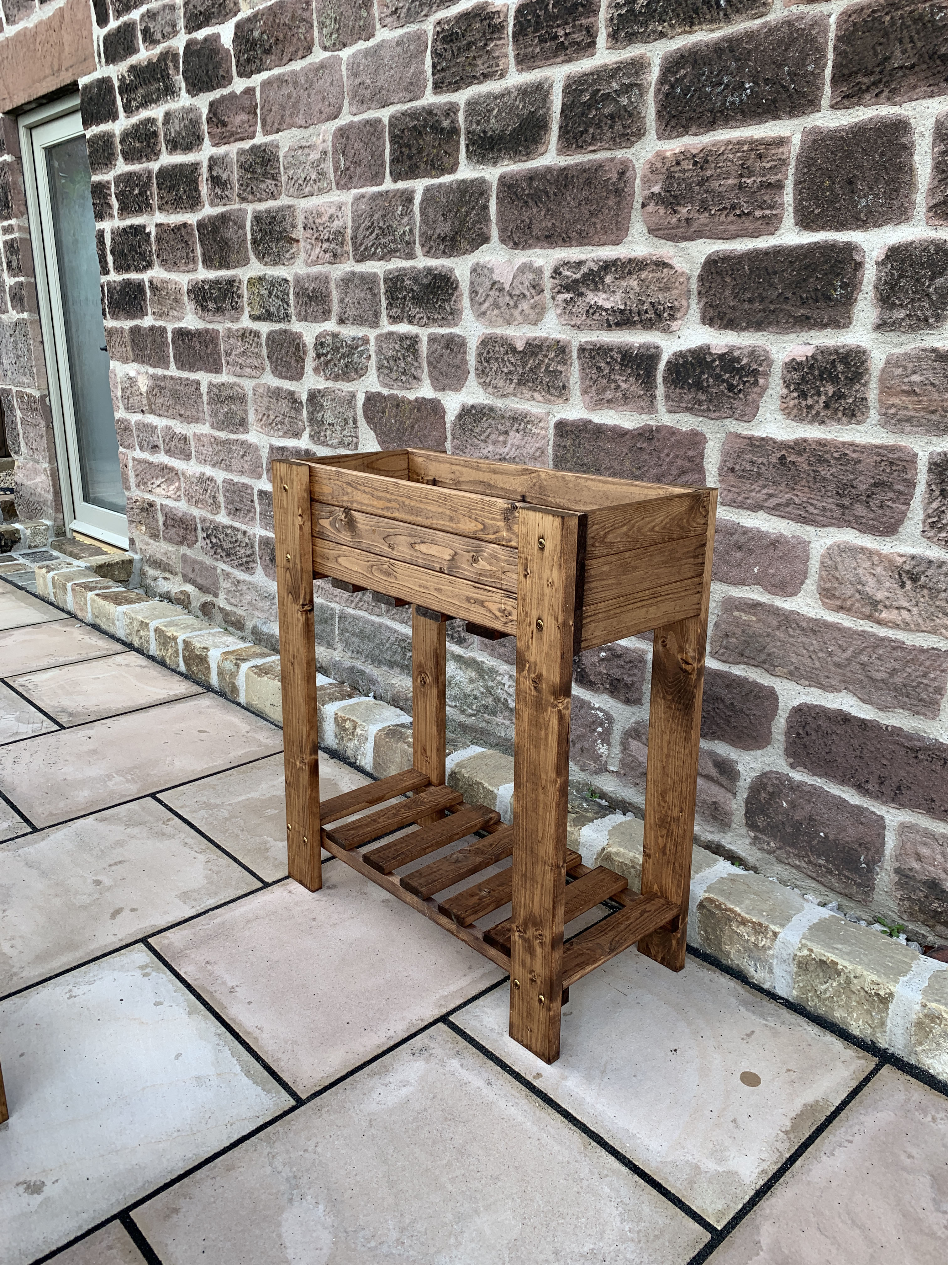 HB219 - Large Chesterfield Raised Planting Trug - Image 4
