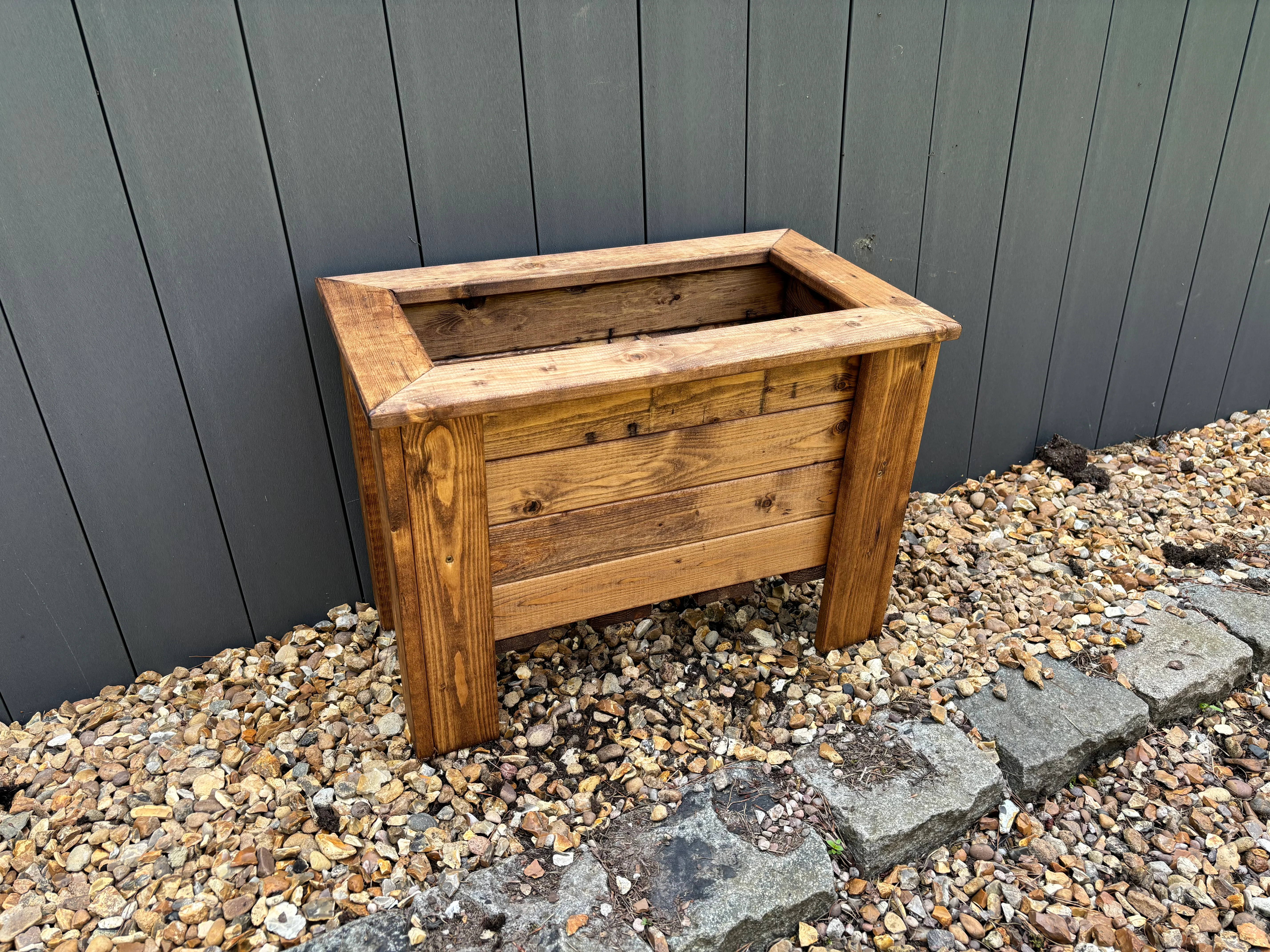 HB289 - Prestbury Raised Rectangular Trough Regular - Image 3
