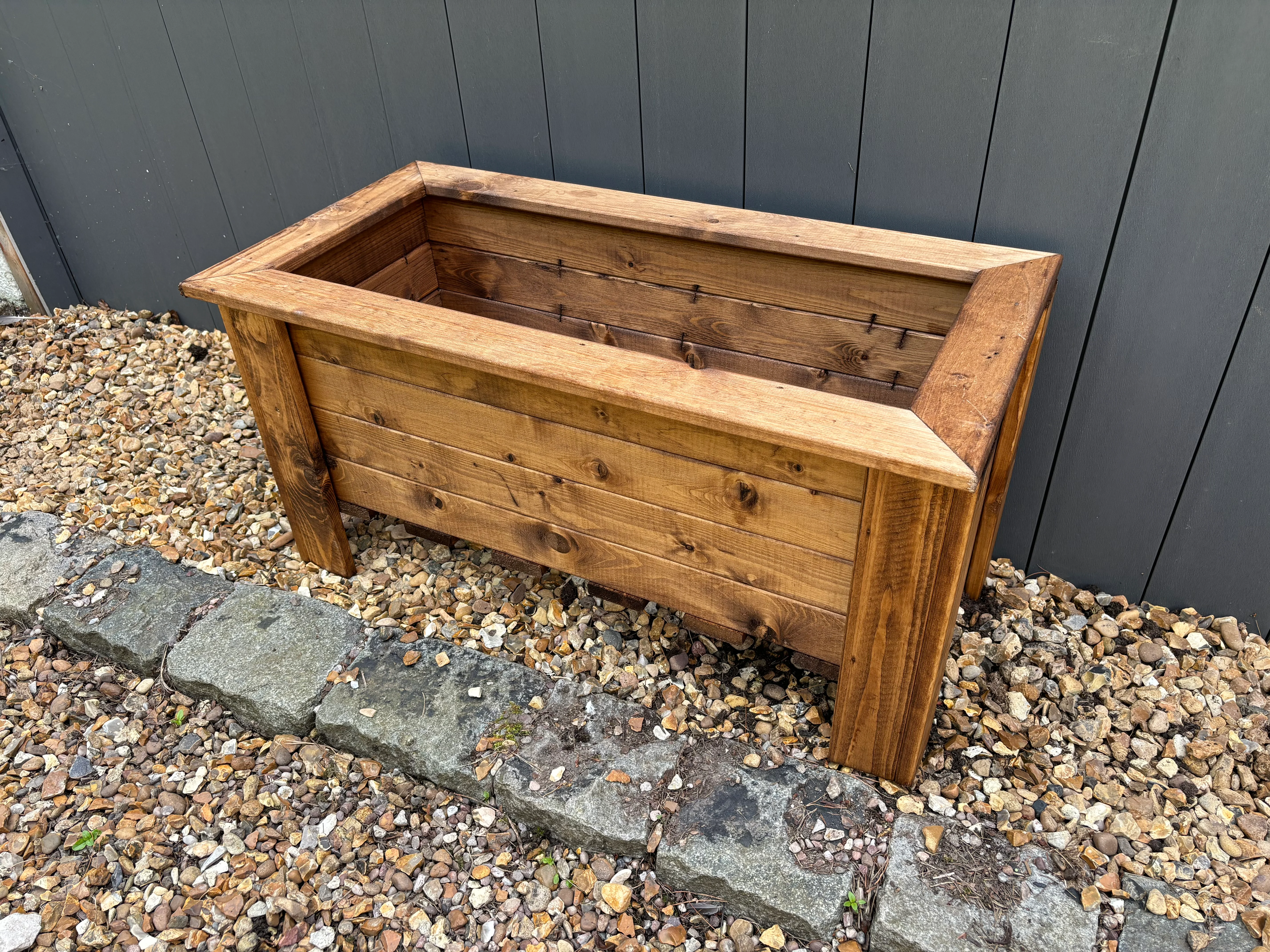 HB290 - Prestbury Raised Rectangular Trough Large - Image 2