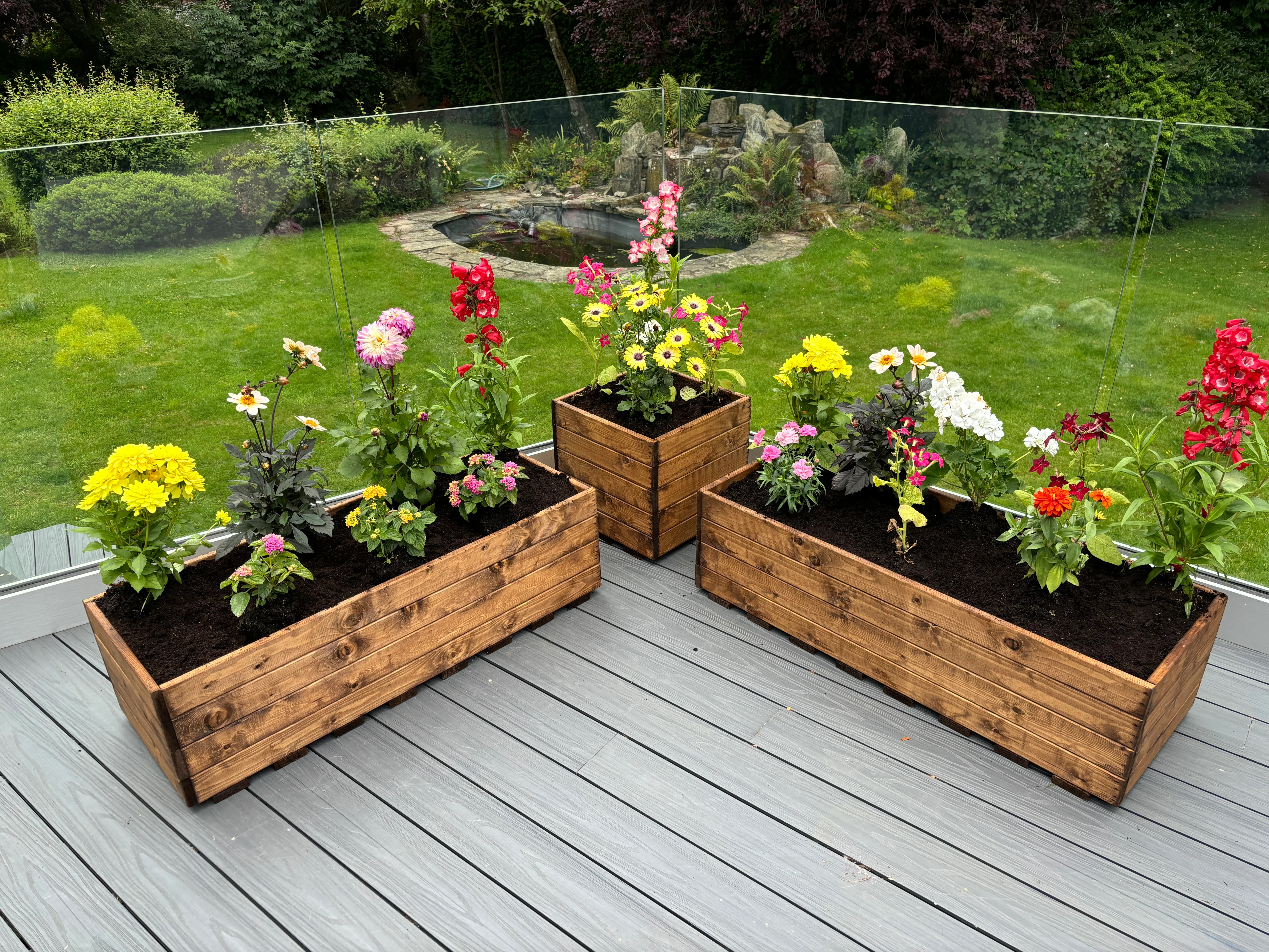 HB292 - Berwick Corner Planter Set - Image 4