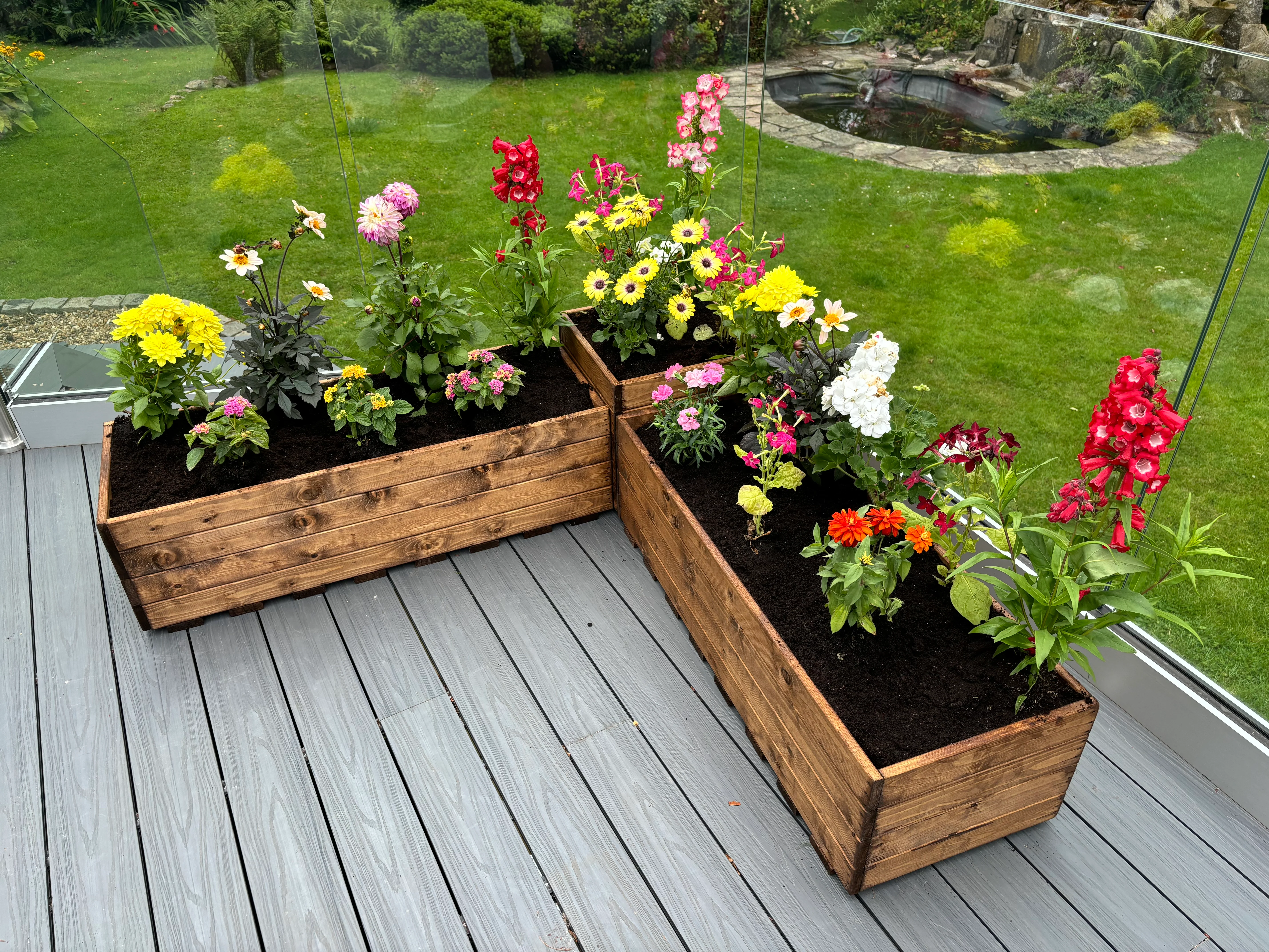 HB292 - Berwick Corner Planter Set - Image 5