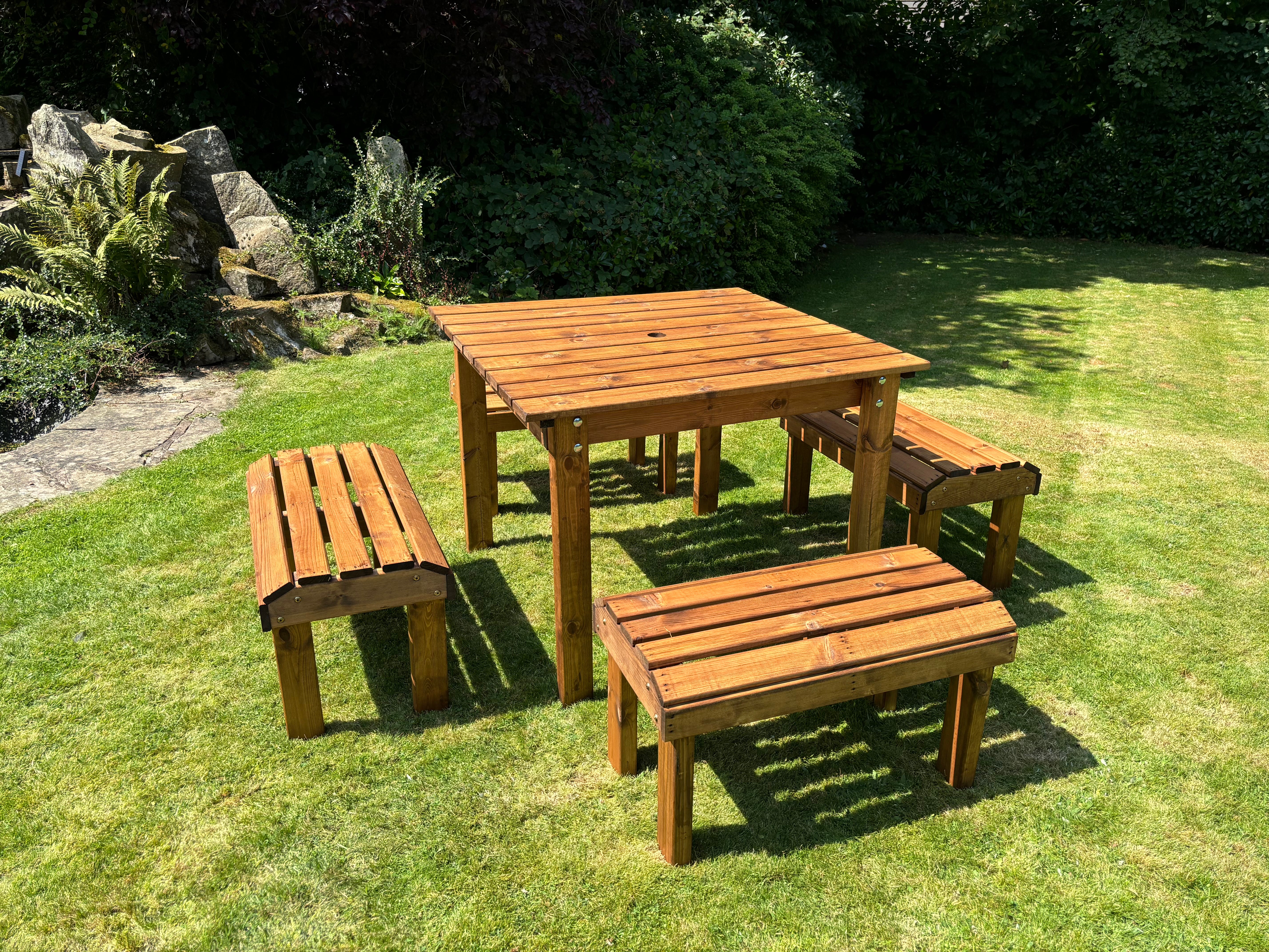 HB296 - Knights Four Seat Set - Image 4