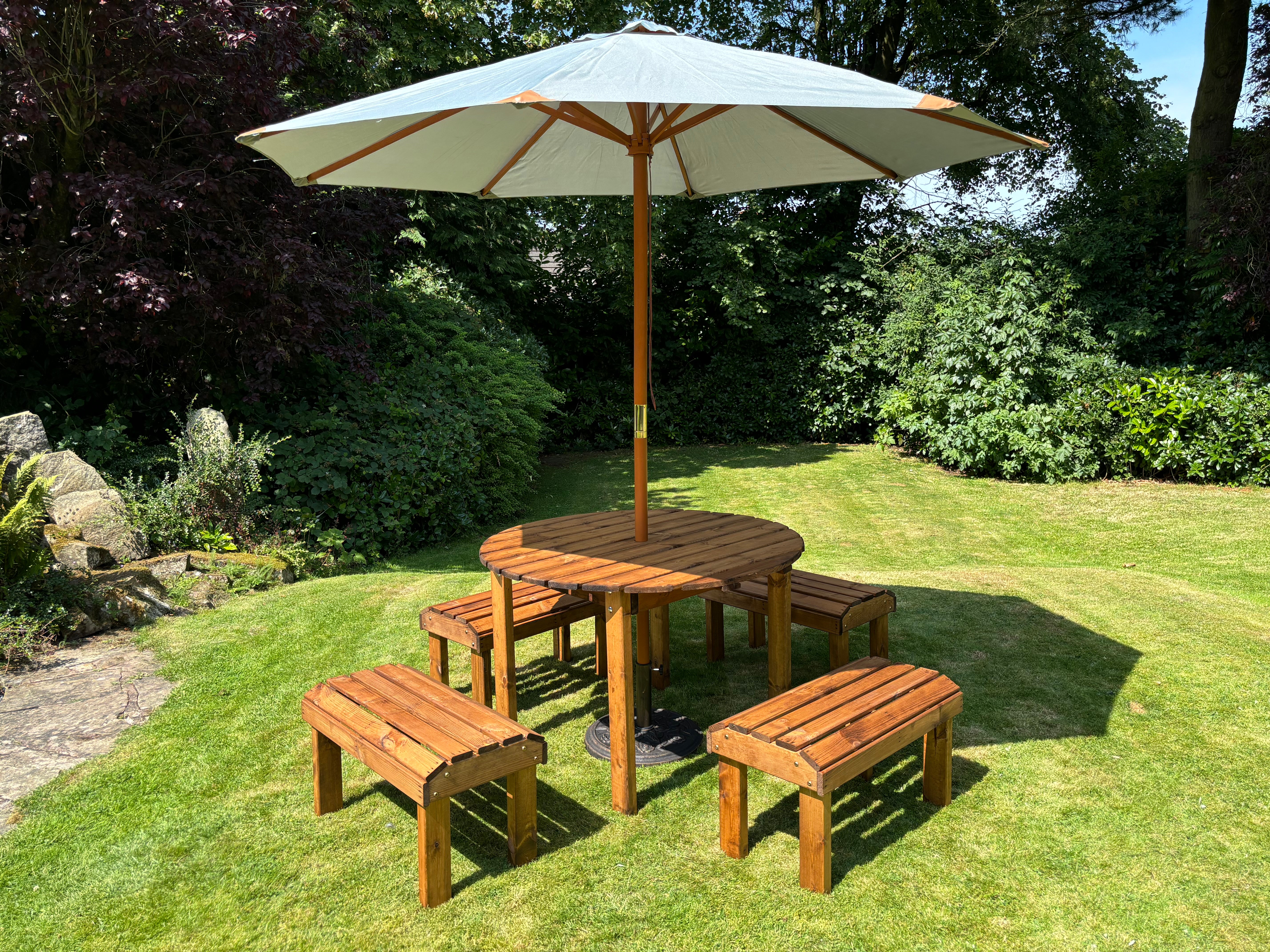 HB298 - Knights Four Seat Round Table Set - Image 4
