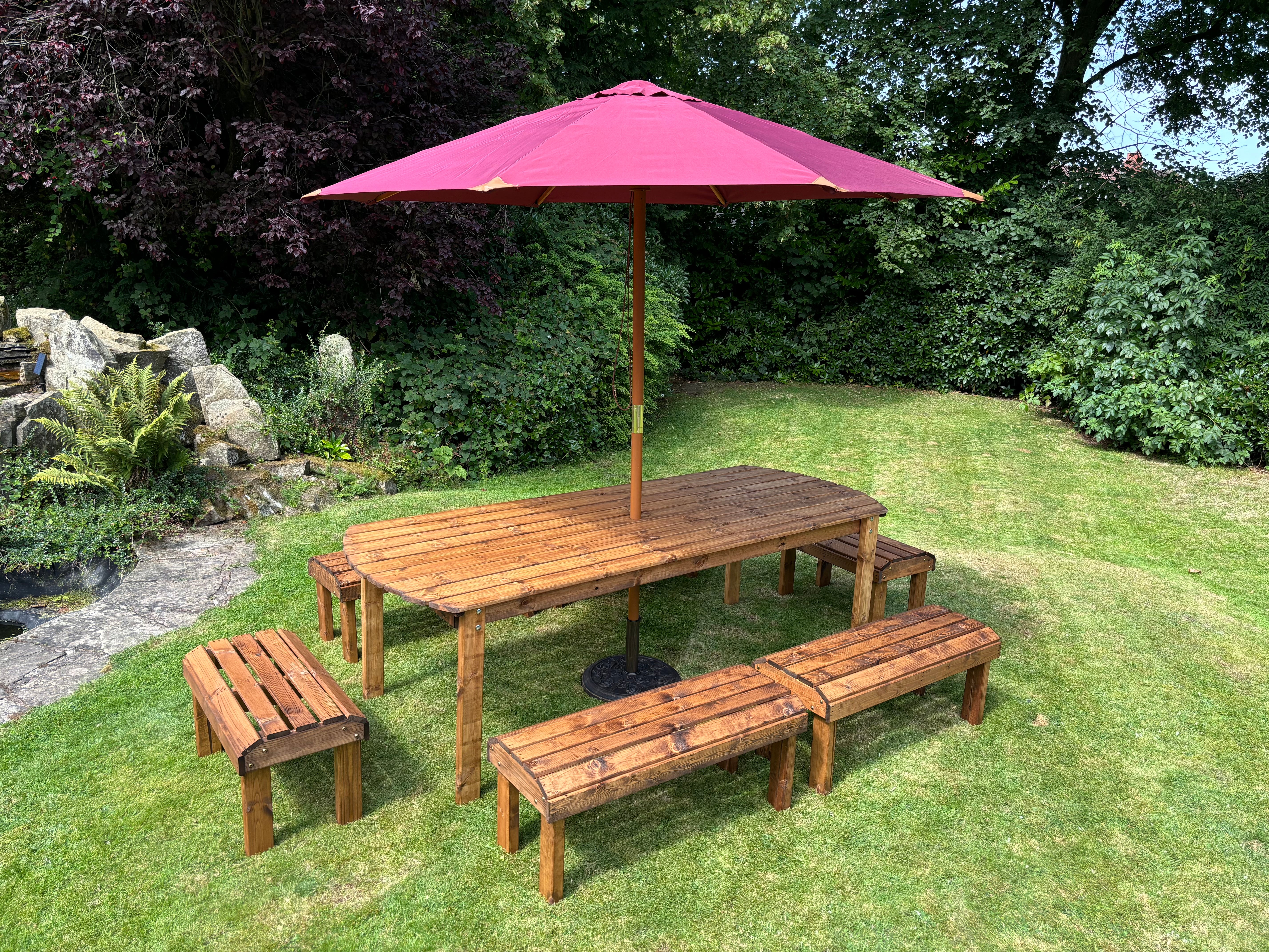 HB300 - Knights Ten Seater Table Set - Image 6