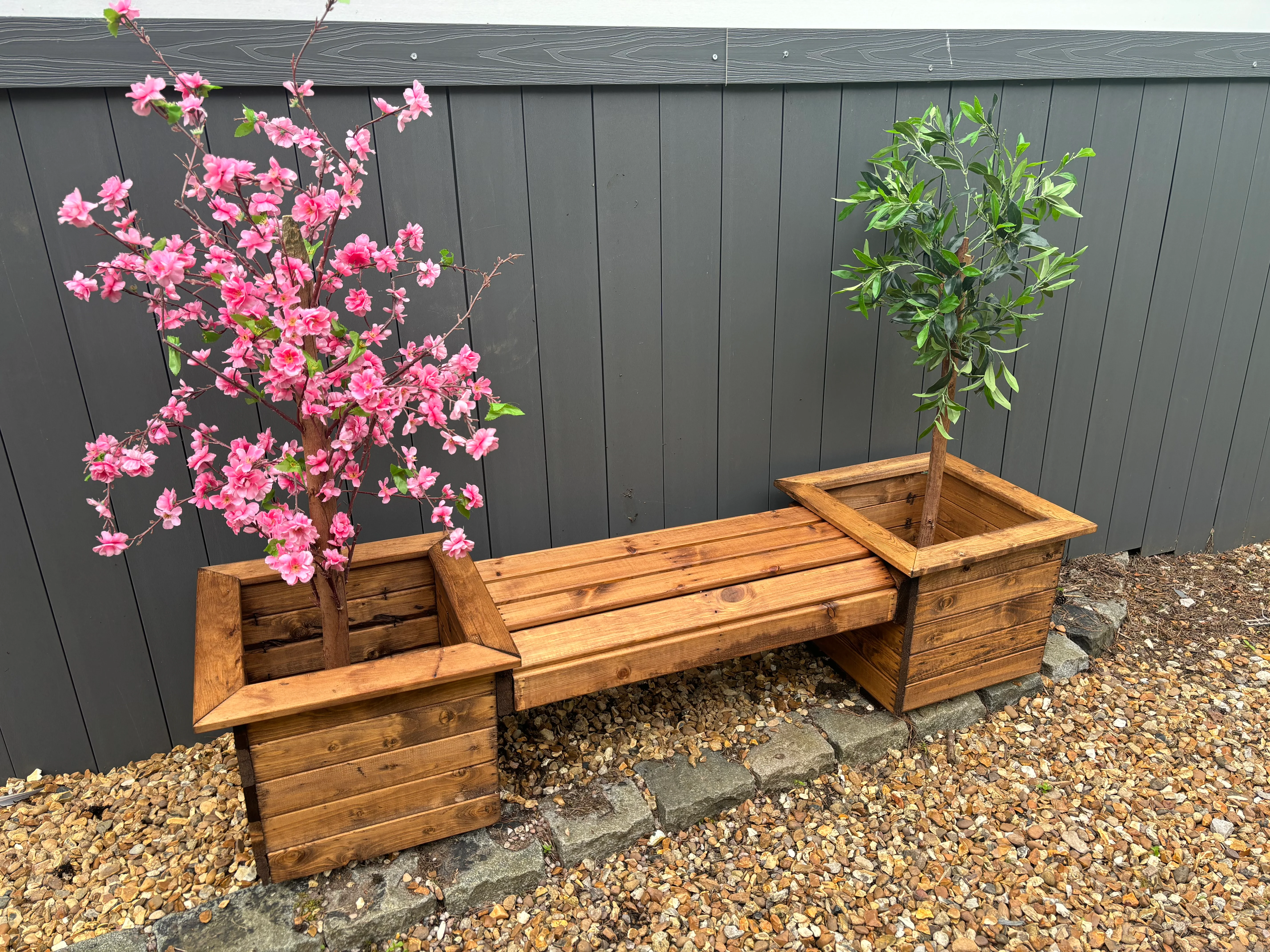 HB305 - Knights Single Planter Bench - Image 2