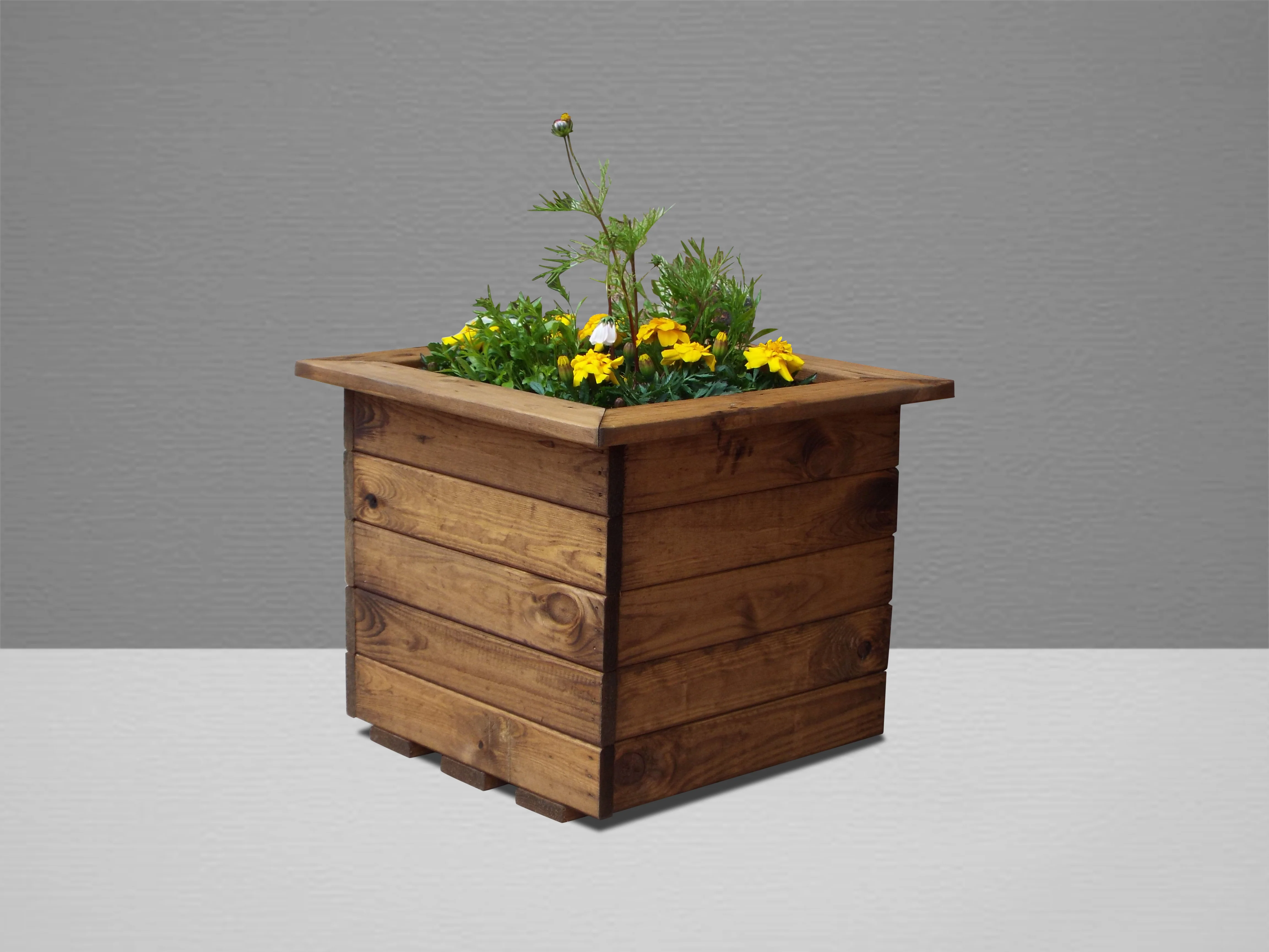HB37 - Large Square Planter - Image 4